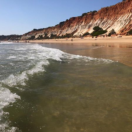 Algarve Albufeira, Quiet Apart With Pool At 10 Mn Walk From Praia Da Falesia Olhos de Agua  Luaran gambar
