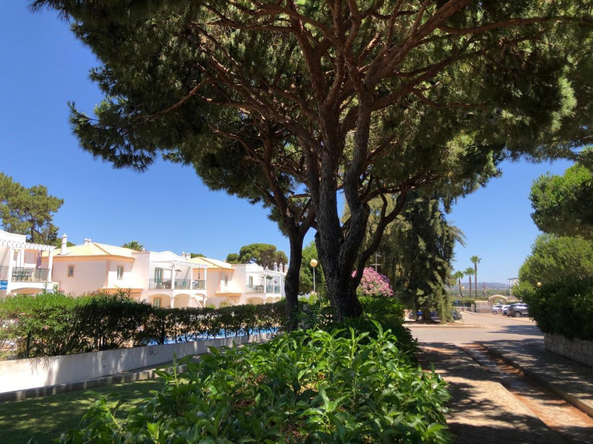 Algarve Albufeira, Quiet Apart With Pool At 10 Mn Walk From Praia Da Falesia Olhos de Agua  Luaran gambar